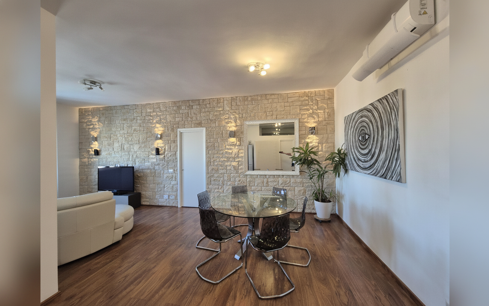 Reggio Emilia Central Design Apartment, Reggio Emilia
