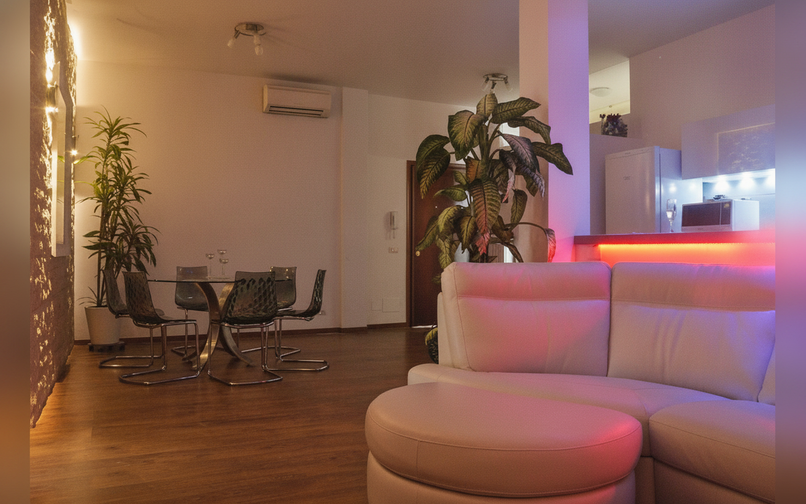 Reggio Emilia Central Design Apartment, Reggio Emilia